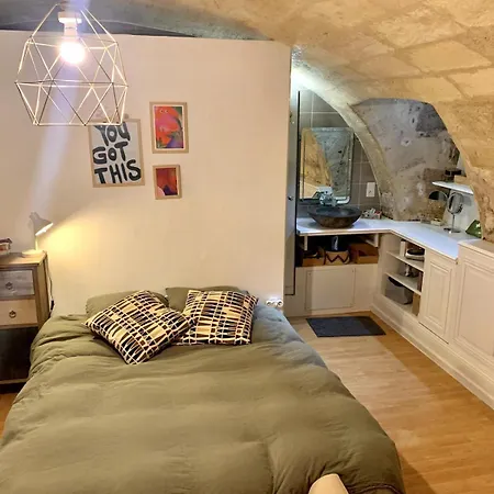 Apartment T2 Bis Atypique Bordeaux-centre