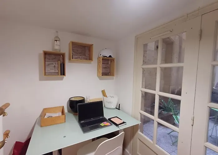 T2 Bis Atypique Bordeaux-centre - Classement 3 Etoiles アパート ボルドー